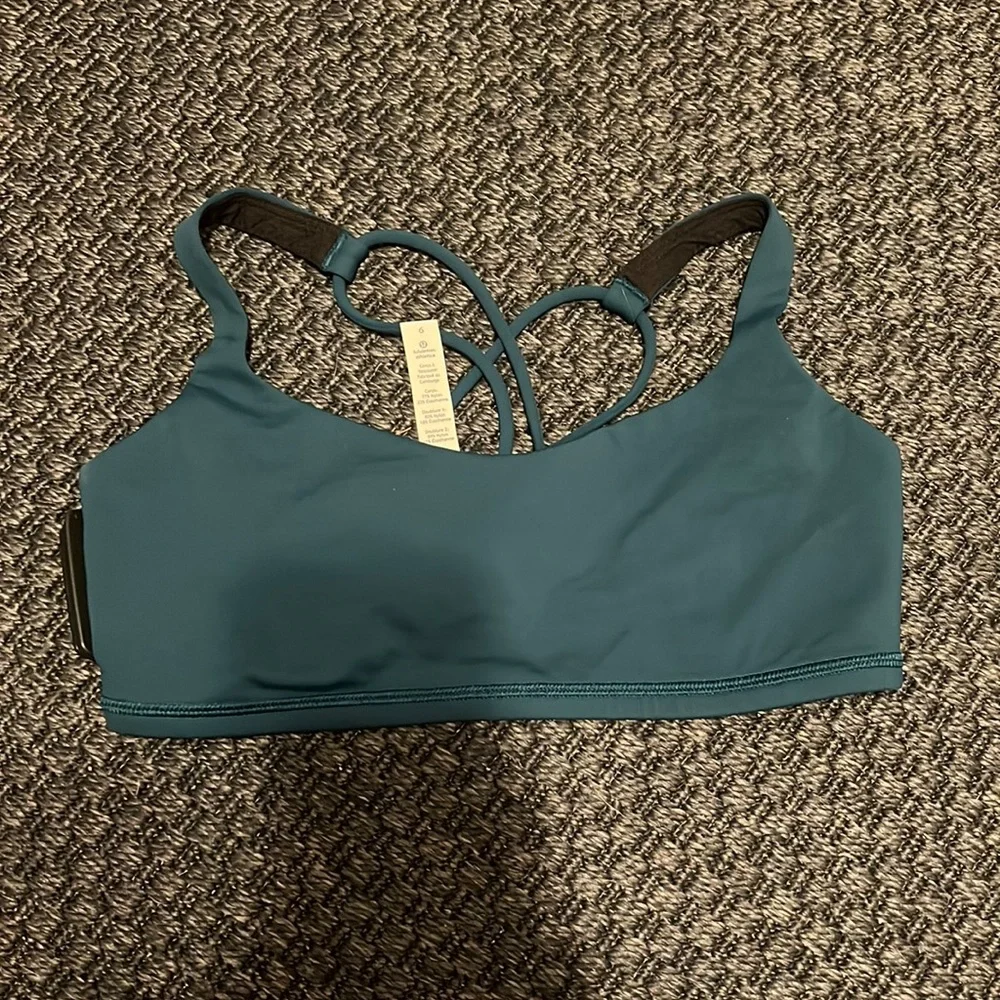 Lululemon bra - Picture 1 of 2